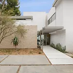 Vue Modern